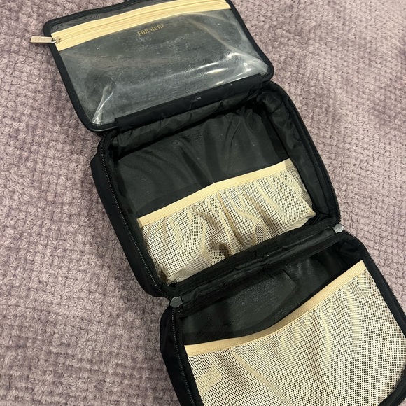 BEIS handing cosmetic bag - Picture 2 of 4